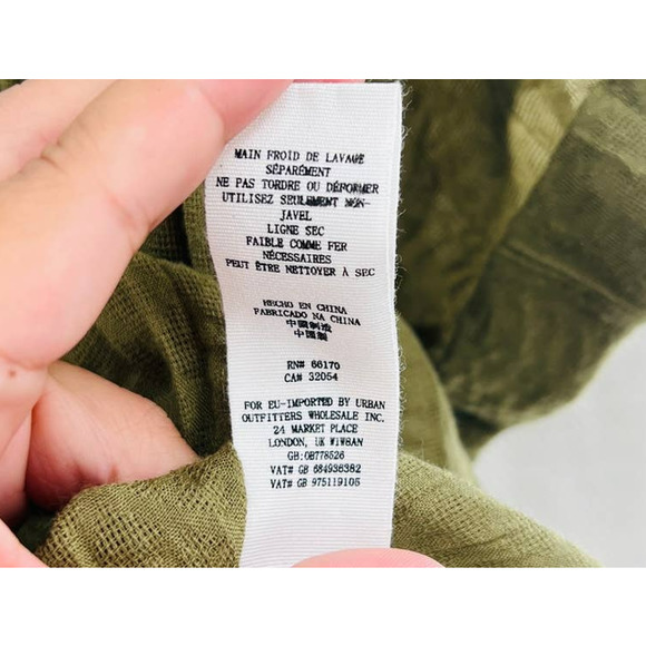 FREE PEOPLE Wandering Skies Green Top size medium bohemian prairie spring - Picture 10 of 12